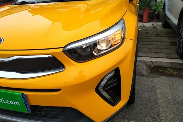 Used Kia kx1 Stonic 2019 1.4L Automatic Fun Edition China VI Left Front Headlight