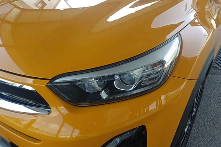 Used Kia kx1 Stonic 2019 1.4L Automatic Sport Edition China VI Left Front Headlight