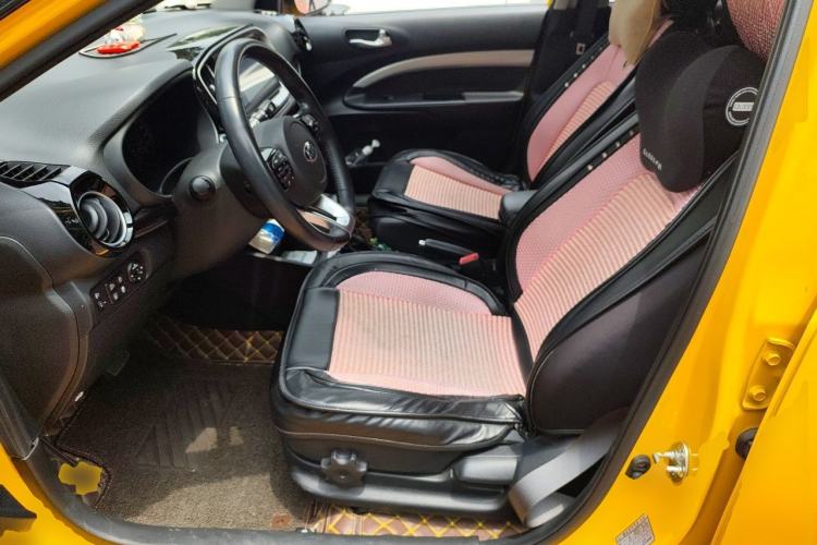 Used Kia kx1 Stonic 2019 1.4L Automatic Sport Edition China VI Left Front Seat