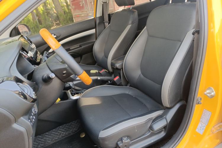 Used Kia kx1 Stonic 2019 1.4L Automatic Fun Edition China VI Left Front Seat