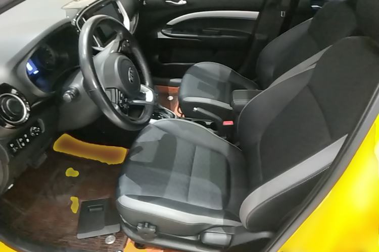 Used Kia kx1 Stonic 2019 1.4L Automatic Sport Edition China VI Left Front Seat