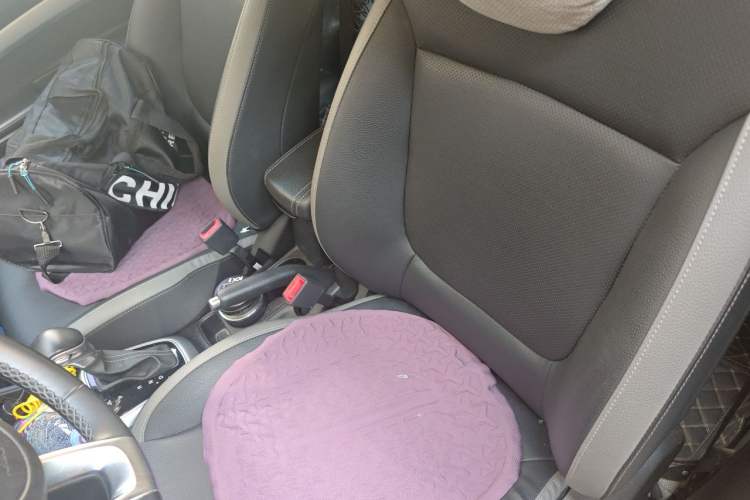 Used Kia kx1 Stonic 2019 1.4L Automatic Fun Edition China VI Left Front Seat