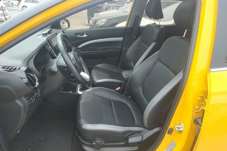 Used Kia kx1 Stonic 2019 1.4L Automatic Fun Edition China VI Left Front Seat