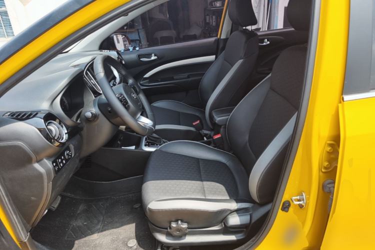 Used Kia kx1 Stonic 2019 1.4L Automatic Fun Edition China V Standard Left Front Seat