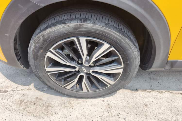 Used Kia kx1 Stonic 2019 1.4L Automatic Fun Edition China V Standard Left Front Wheel Hub