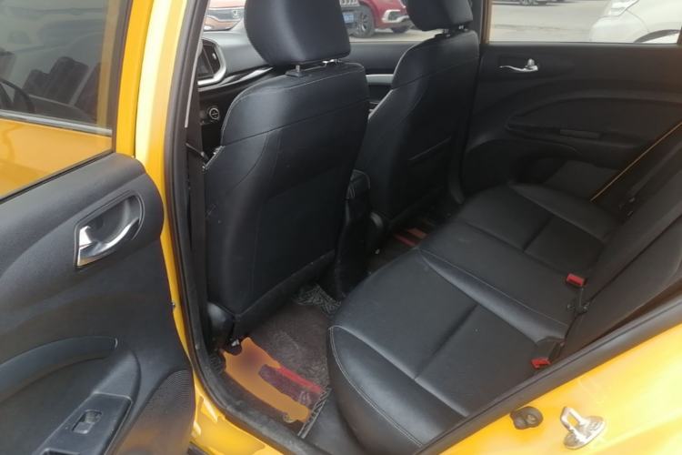 Used Kia kx1 Stonic 2019 1.4L Automatic Sport Edition China VI Left Rear Seat