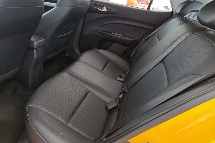 Used Kia kx1 Stonic 2019 1.4L Automatic Sport Edition China VI Left Rear Seat