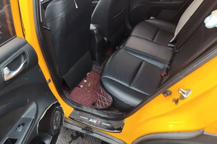 Used Kia kx1 Stonic 2019 1.4L Automatic Sport Edition China VI Left Rear Seat