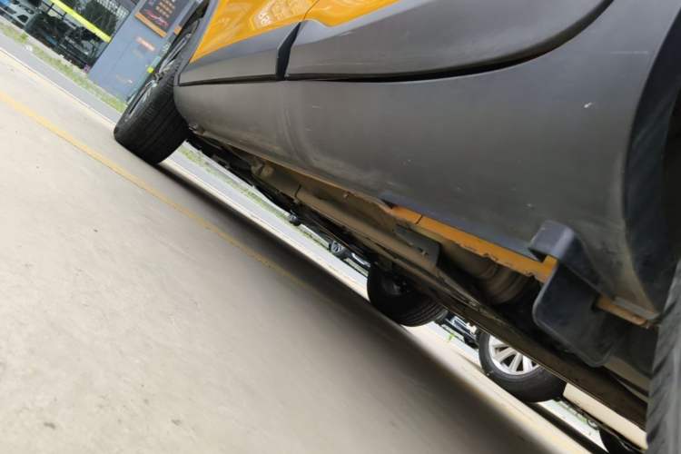 Used Kia kx1 Stonic 2019 1.4L Automatic Sport Edition China VI Left Side Sill