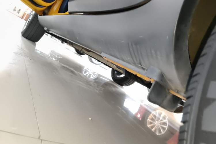 Used Kia kx1 Stonic 2019 1.4L Automatic Fun Edition China VI Left Side Sill