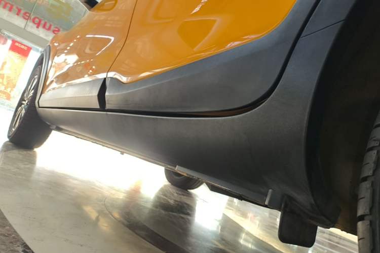 Used Kia kx1 Stonic 2019 1.4L Automatic Fun Edition China V Standard Left Side Sill
