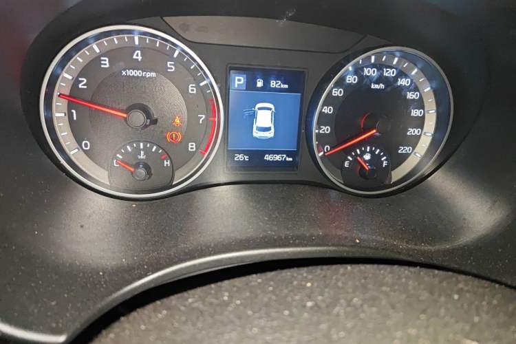 Used Kia kx1 Stonic 2019 1.4L Automatic Fun Edition China VI Odometer Close Up