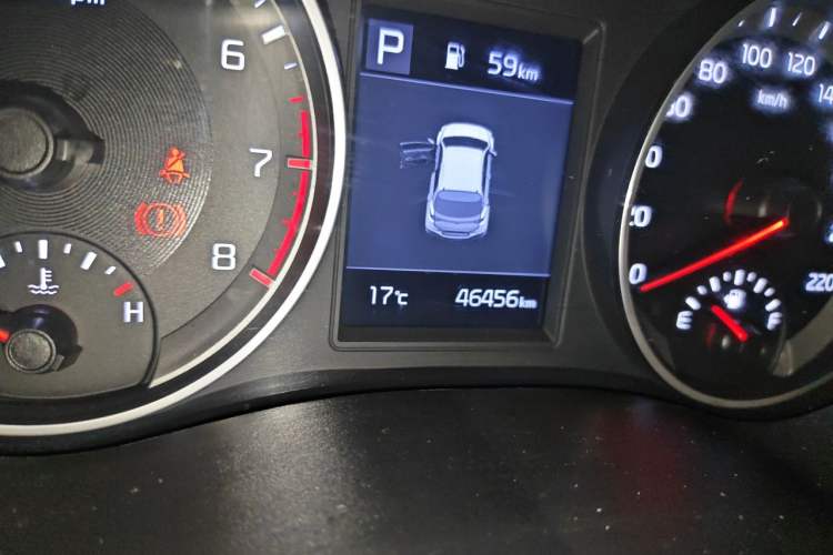 Used Kia kx1 Stonic 2019 1.4L Automatic Fun Edition China V Standard Odometer Close Up