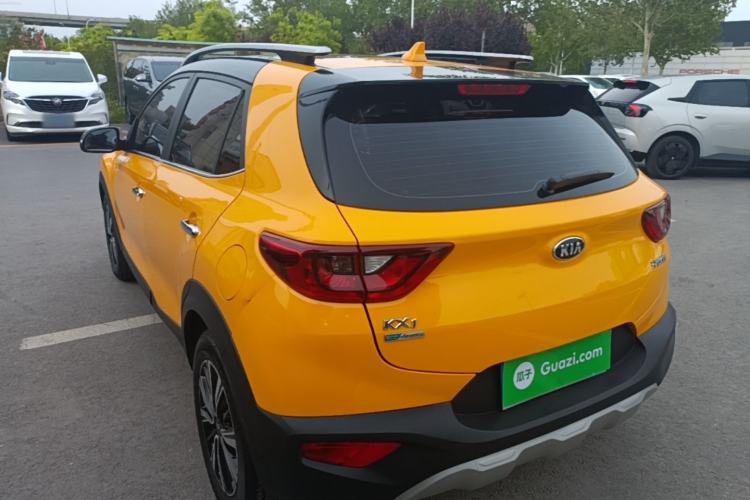 Used Kia kx1 Stonic 2019 1.4L Automatic Sport Edition China VI Rear Left 45 Deg