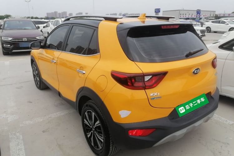 Used Kia kx1 Stonic 2019 1.4L Automatic Sport Edition China VI Rear Left 45 Deg