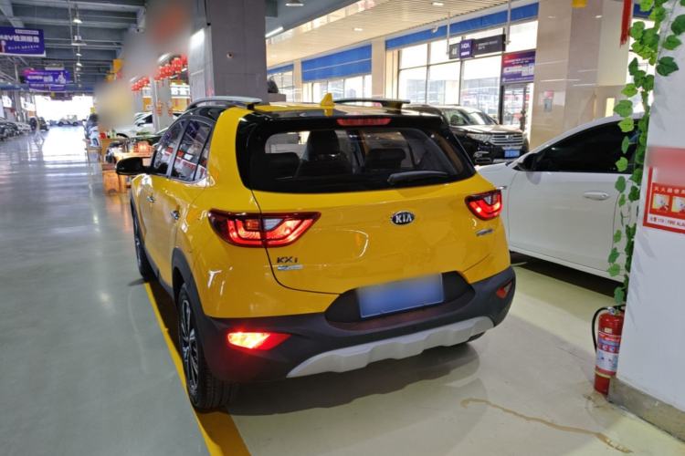 Used Kia kx1 Stonic 2019 1.4L Automatic Sport Edition China VI Rear Left 45 Deg
