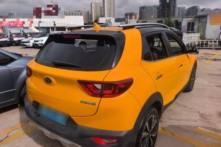 Used Kia kx1 Stonic 2019 1.4L Automatic Sport Edition China VI Rear Right 45 Deg
