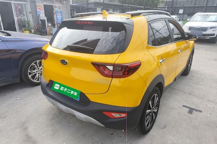 Used Kia kx1 Stonic 2019 1.4L Automatic Fun Edition China VI Rear Right 45 Deg