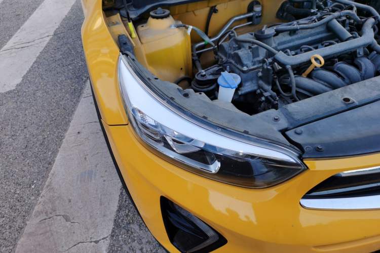 Used Kia kx1 Stonic 2019 1.4L Automatic Fun Edition China V Standard Right Front Headlight