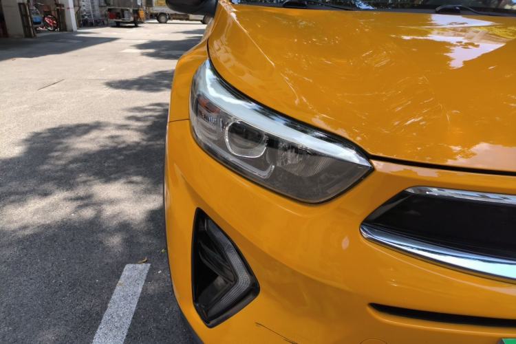 Used Kia kx1 Stonic 2019 1.4L Automatic Fun Edition China V Standard Right Front Headlight
