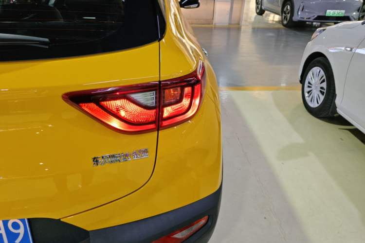Used Kia kx1 Stonic 2019 1.4L Automatic Sport Edition China VI Right Rear Taillight