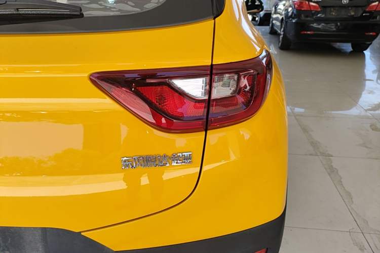 Used Kia kx1 Stonic 2019 1.4L Automatic Sport Edition China VI Right Rear Taillight