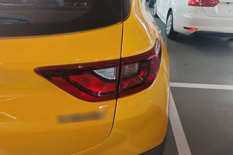 Used Kia kx1 Stonic 2019 1.4L Automatic Sport Edition China VI Right Rear Taillight
