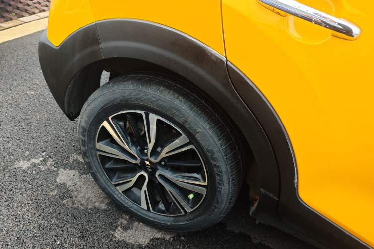 Used Kia kx1 Stonic 2019 1.4L Automatic Fun Edition China V Standard Right Rear Wheel Hub