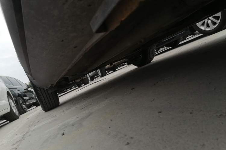 Used Kia kx1 Stonic 2019 1.4L Automatic Sport Edition China VI Right Side Sill