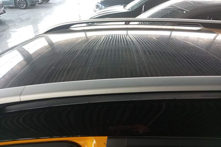 Used Kia kx1 Stonic 2019 1.4L Automatic Fun Edition China VI Roof