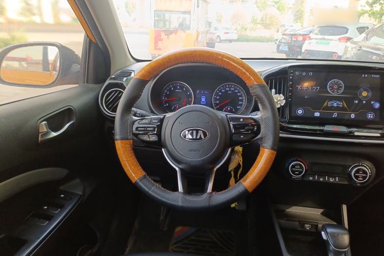 Used Kia kx1 Stonic 2019 1.4L Automatic Fun Edition China VI Steering Wheel