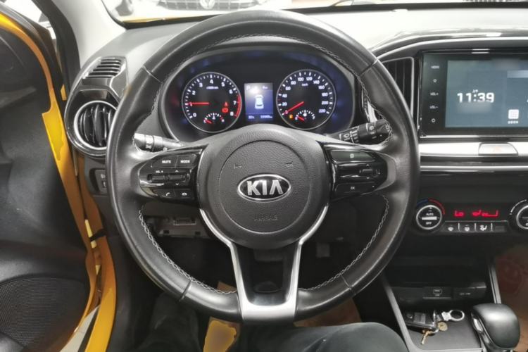 Used Kia kx1 Stonic 2019 1.4L Automatic Fun Edition China VI Steering Wheel