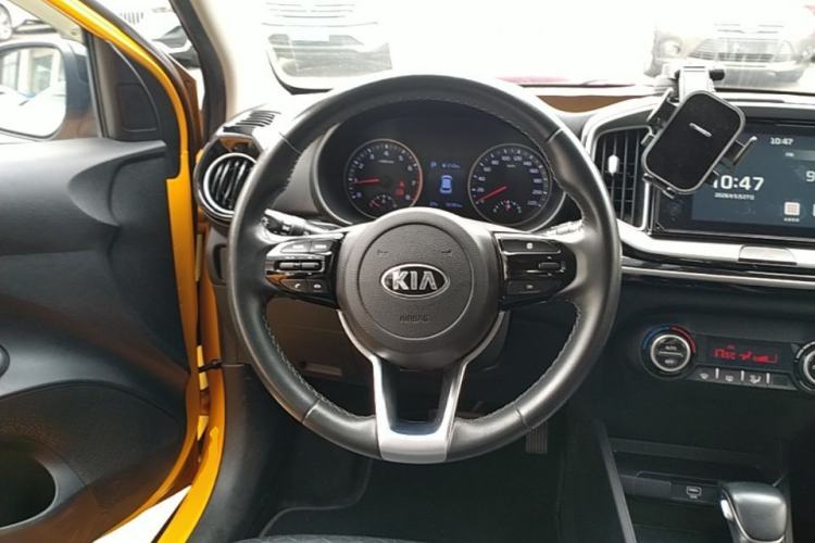 Used Kia kx1 Stonic 2019 1.4L Automatic Fun Edition China VI Steering Wheel