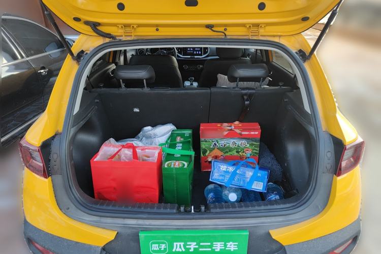 Used Kia kx1 Stonic 2019 1.4L Automatic Fun Edition China VI Trunk