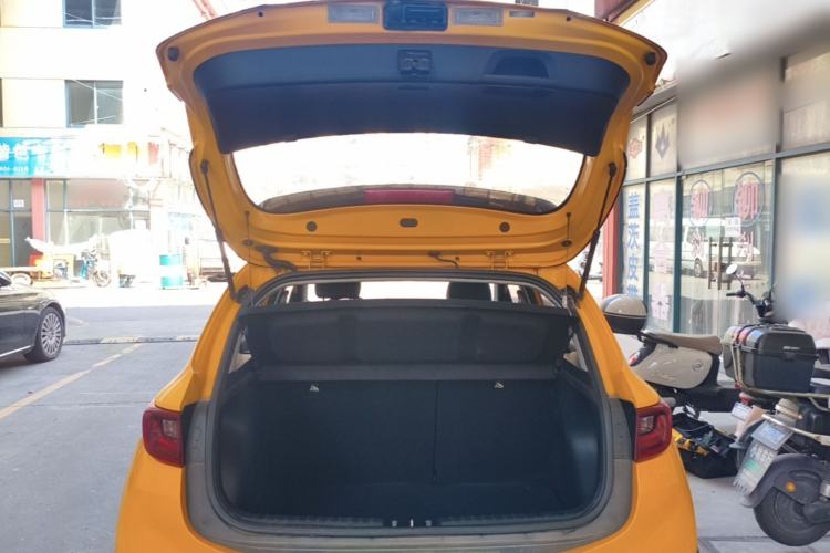 Used Kia kx1 Stonic 2019 1.4L Automatic Sport Edition China VI Trunk