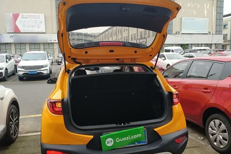 Used Kia kx1 Stonic 2019 1.4L Automatic Fun Edition China VI Trunk