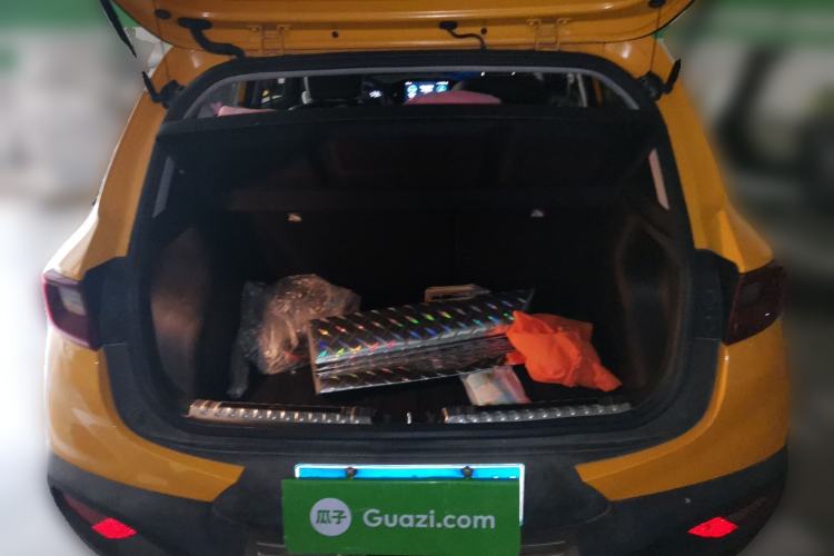 Used Kia kx1 Stonic 2019 1.4L Automatic Fashion Edition China VI Trunk