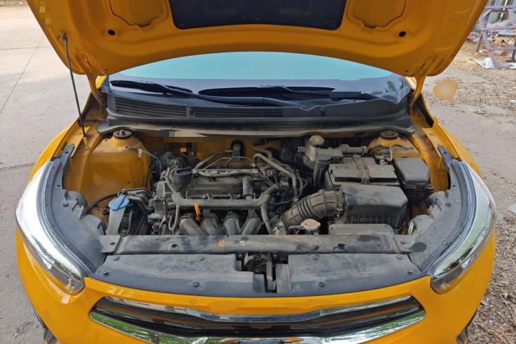 Used Kia kx1 Stonic 2021 1.4L CVT Sunroof Model Engine Bay