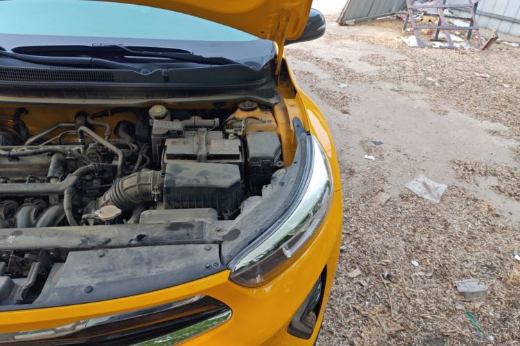 Used Kia kx1 Stonic 2021 1.4L CVT Sunroof Model Engine Bay Left