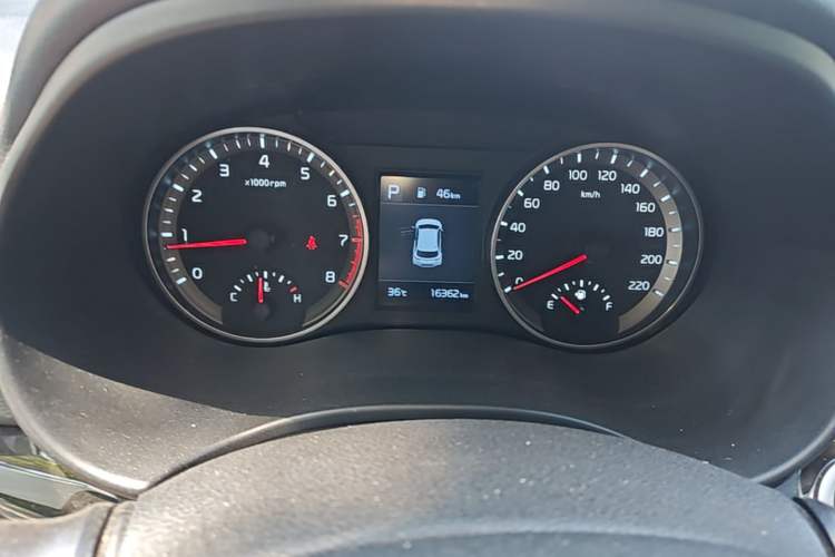 Used Kia kx1 Stonic 2021 1.4L CVT Sunroof Model Instrument Cluster