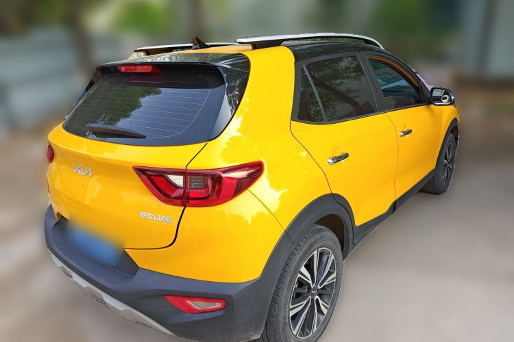 Used Kia kx1 Stonic 2021 1.4L CVT Sunroof Model Rear Right 45 Deg