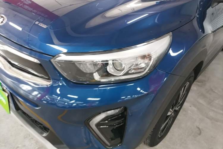 Used Kia kx1 Stonic 2021 1.4L Automatic Fun Edition Left Front Headlight