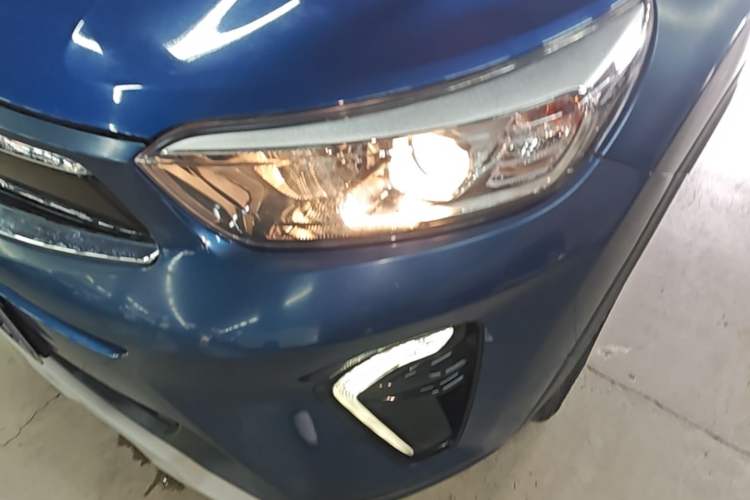 Used Kia kx1 Stonic 2021 1.4L CVT Fun Edition Left Front Headlight