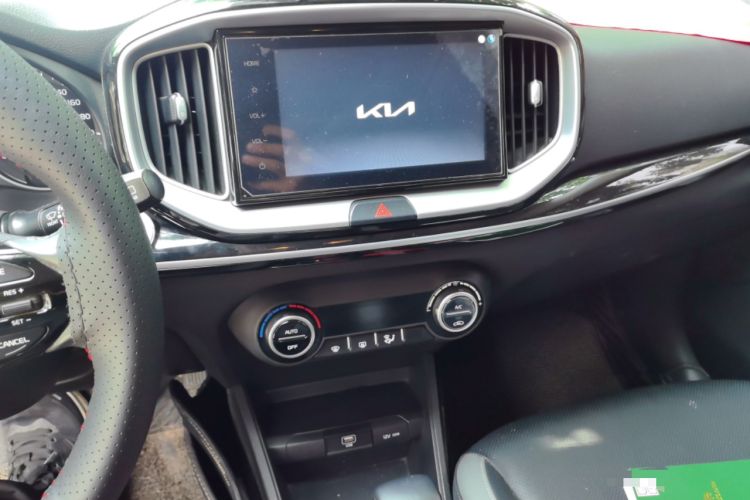 Used Kia kx1 Stonic 2021 1.4L CVT Sunroof Model Audio And AC Panel