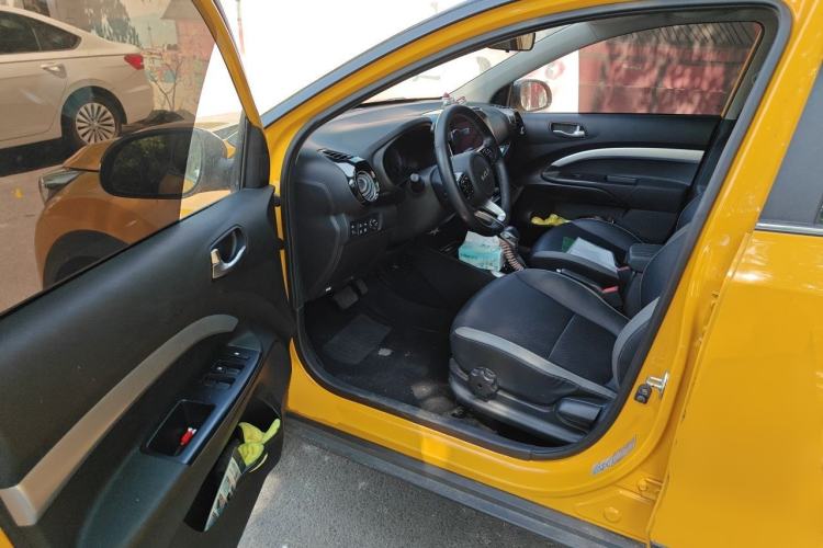 Used Kia kx1 Stonic 2021 1.4L CVT Sunroof Model Driver Seat
