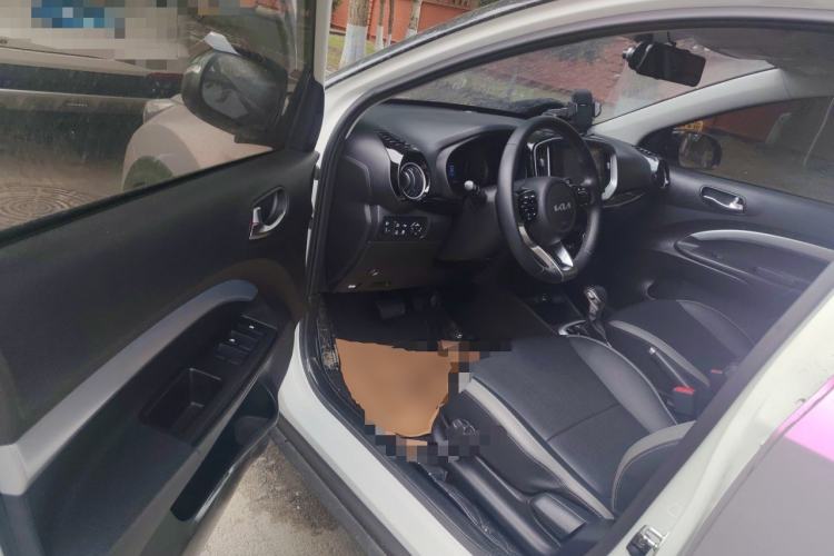 Used Kia kx1 Stonic 2021 1.4L CVT Fun & Sunroof Model Driver Seat