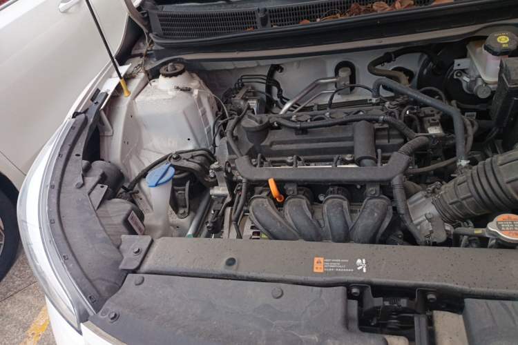 Used Kia kx1 Stonic 2021 1.4L CVT Sunroof Model Engine Bay Right