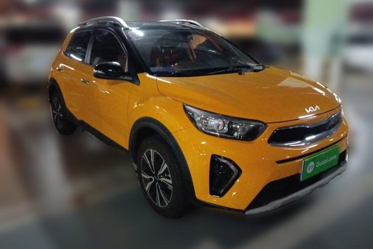 Used Kia kx1 Stonic 2021 1.4L CVT Sunroof Model Front Right 45 Deg