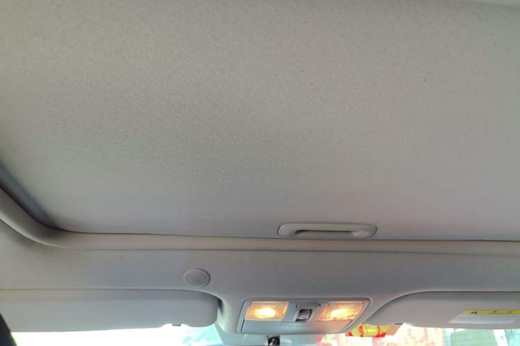 Used Kia kx1 Stonic 2021 1.4L CVT Sunroof Model Headliner