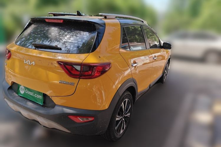 Used Kia kx1 Stonic 2021 1.4L CVT Sunroof Model Rear Right 45 Deg